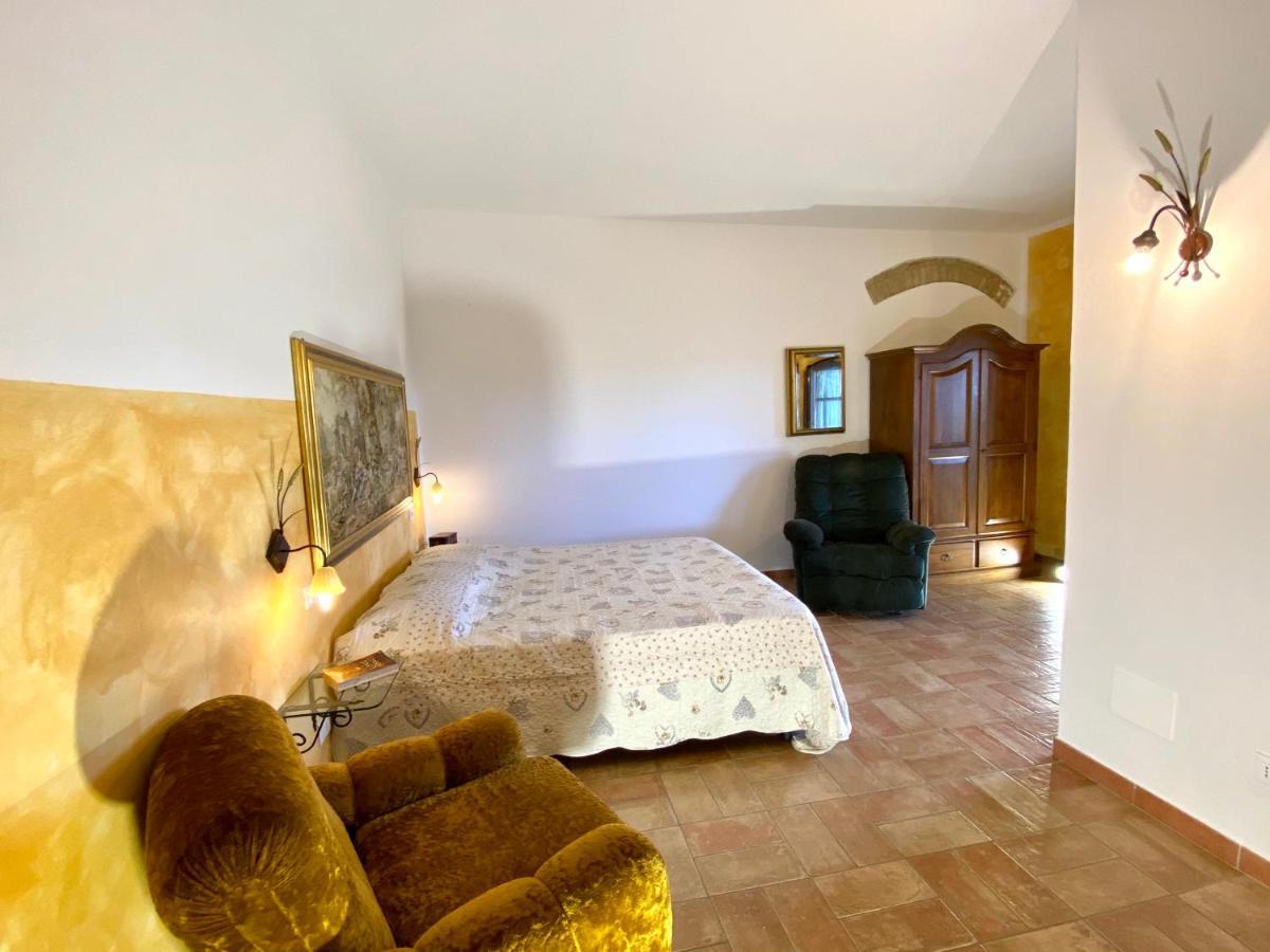 Agriturismo L'Antica Quercia Pomarance Extérieur photo