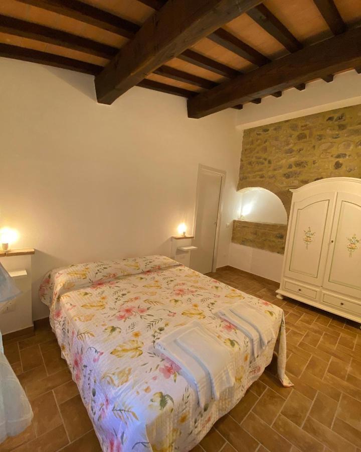 Agriturismo L'Antica Quercia Pomarance Extérieur photo