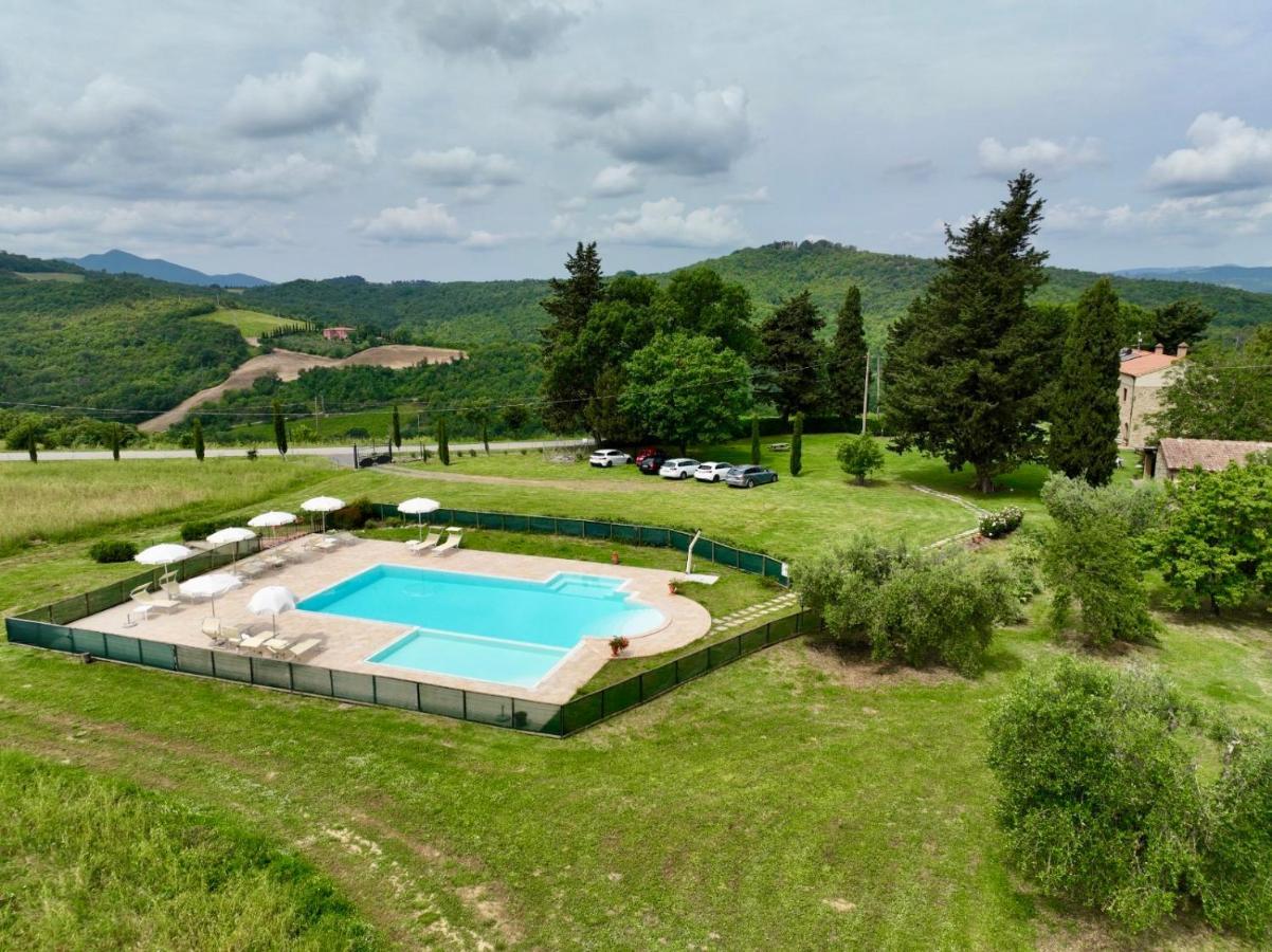 Agriturismo L'Antica Quercia Pomarance Extérieur photo